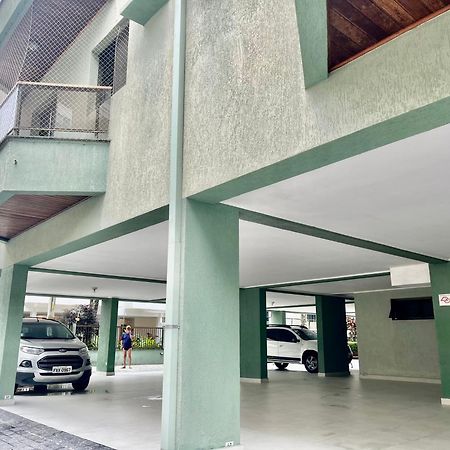 Apto A Uma Quadra Da Praia Grande Em Ubatuba Apartment Exterior photo